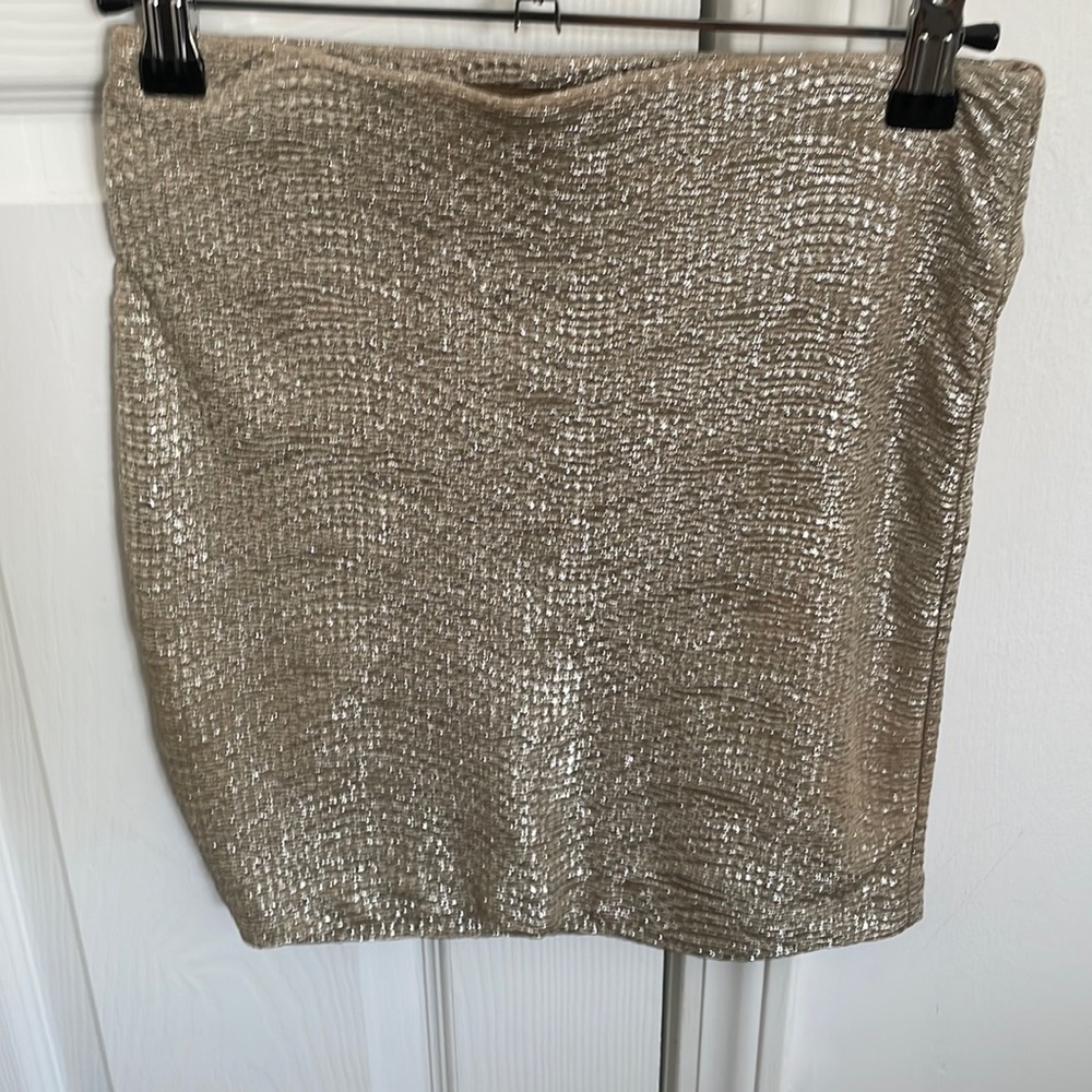 BCBGeneration gold skirt